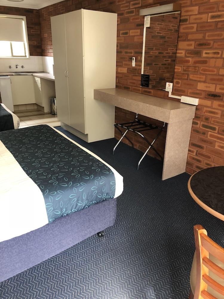 Pelican Motor Inn Merimbula Extérieur photo