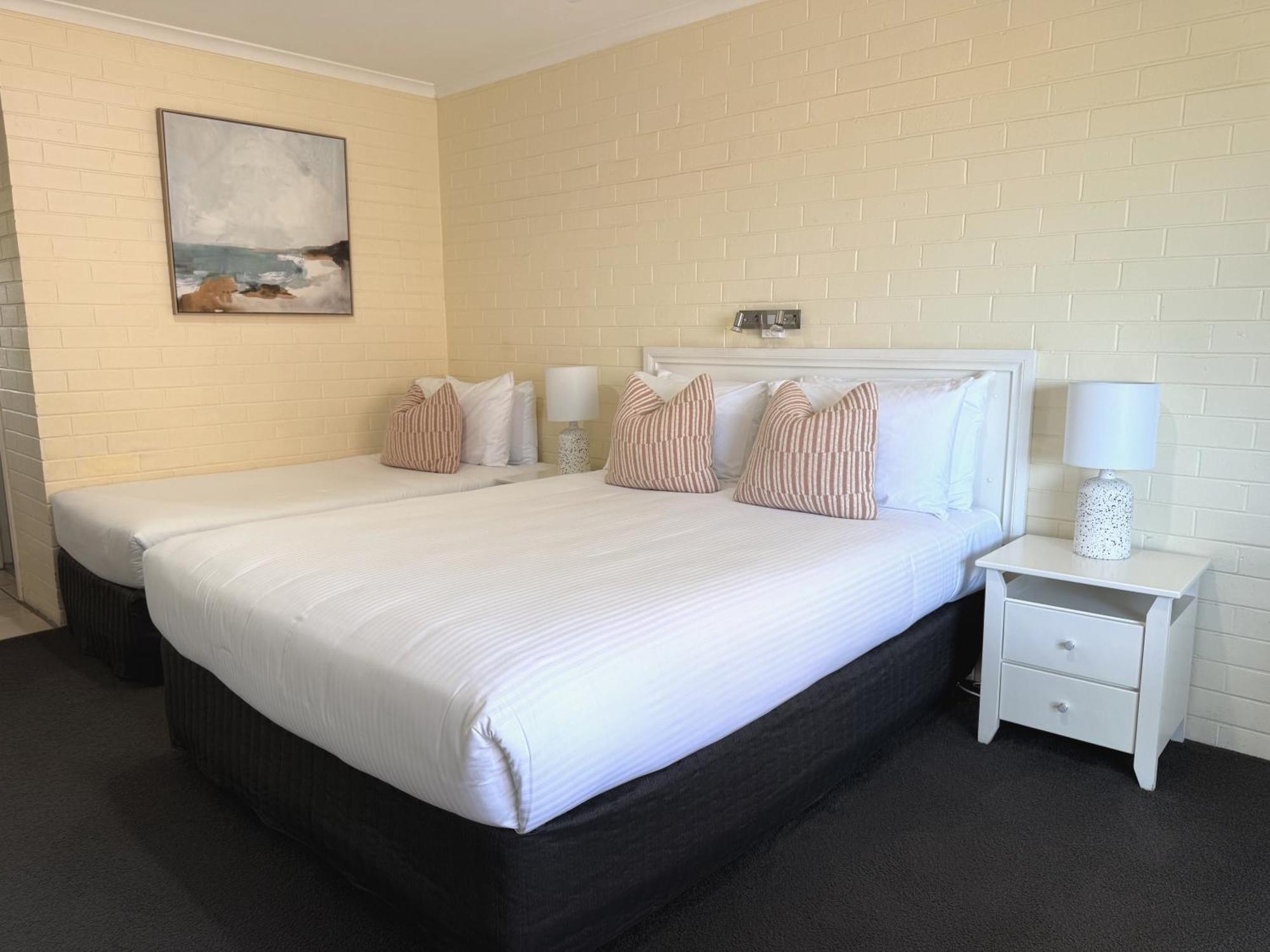 Pelican Motor Inn Merimbula Extérieur photo